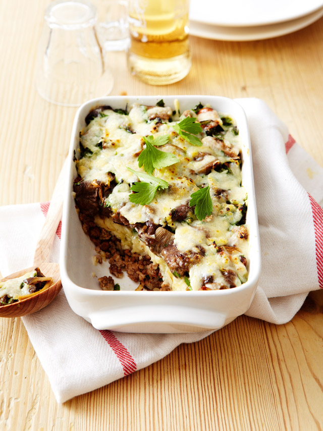 Hachis parmentier met bospaddenstoelen en Gruyère AOP