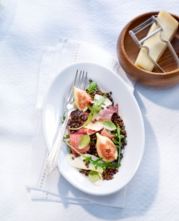 Salade van linzen, vijgen en Gruyère AOP